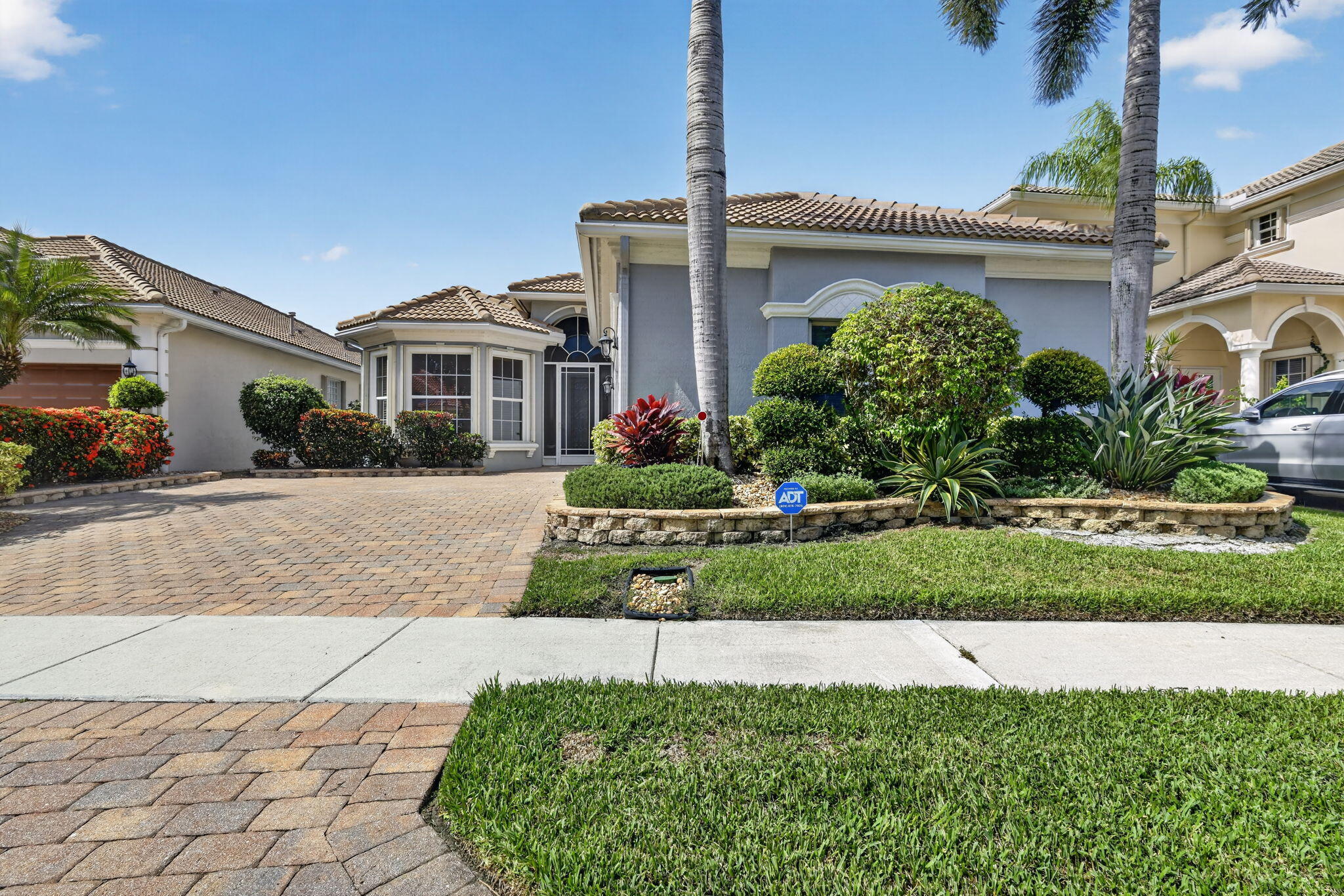 7067 VENETO Drive
