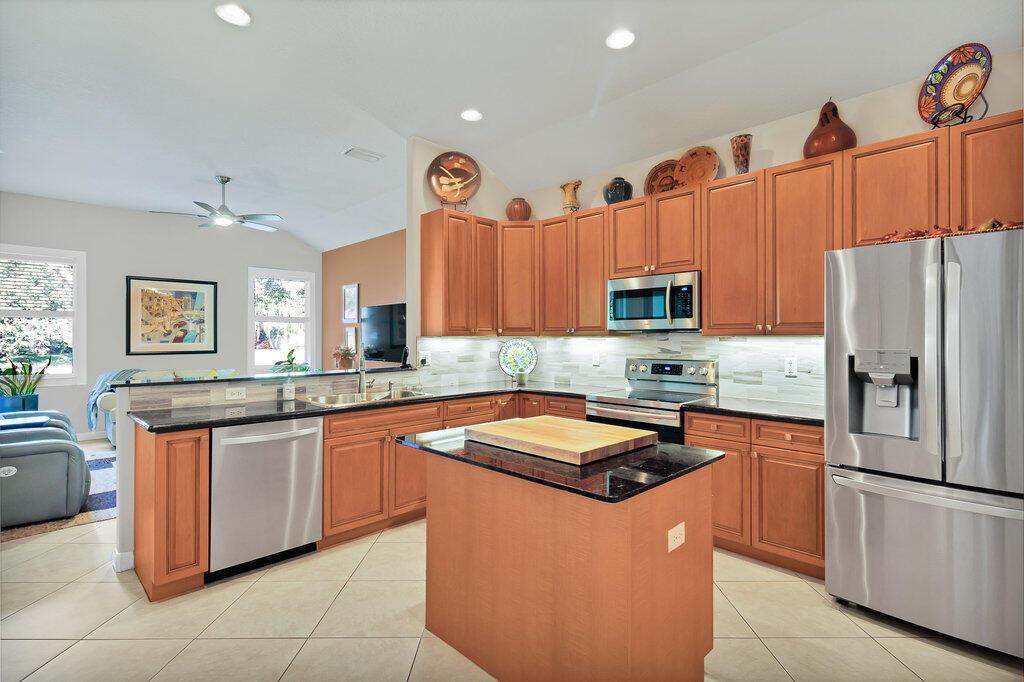 KENWOOD VILLAGE PD SUBDIV - Residential