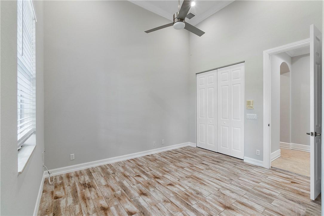 Heron Bay Northeast 173-9 - Residential Lease