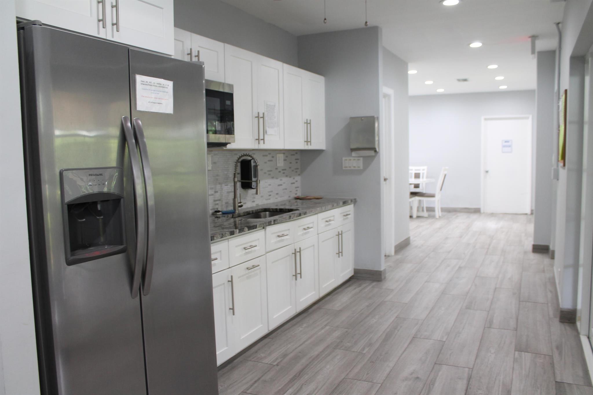 NO 113 PALM AIRE COUNTRY - Residential Lease