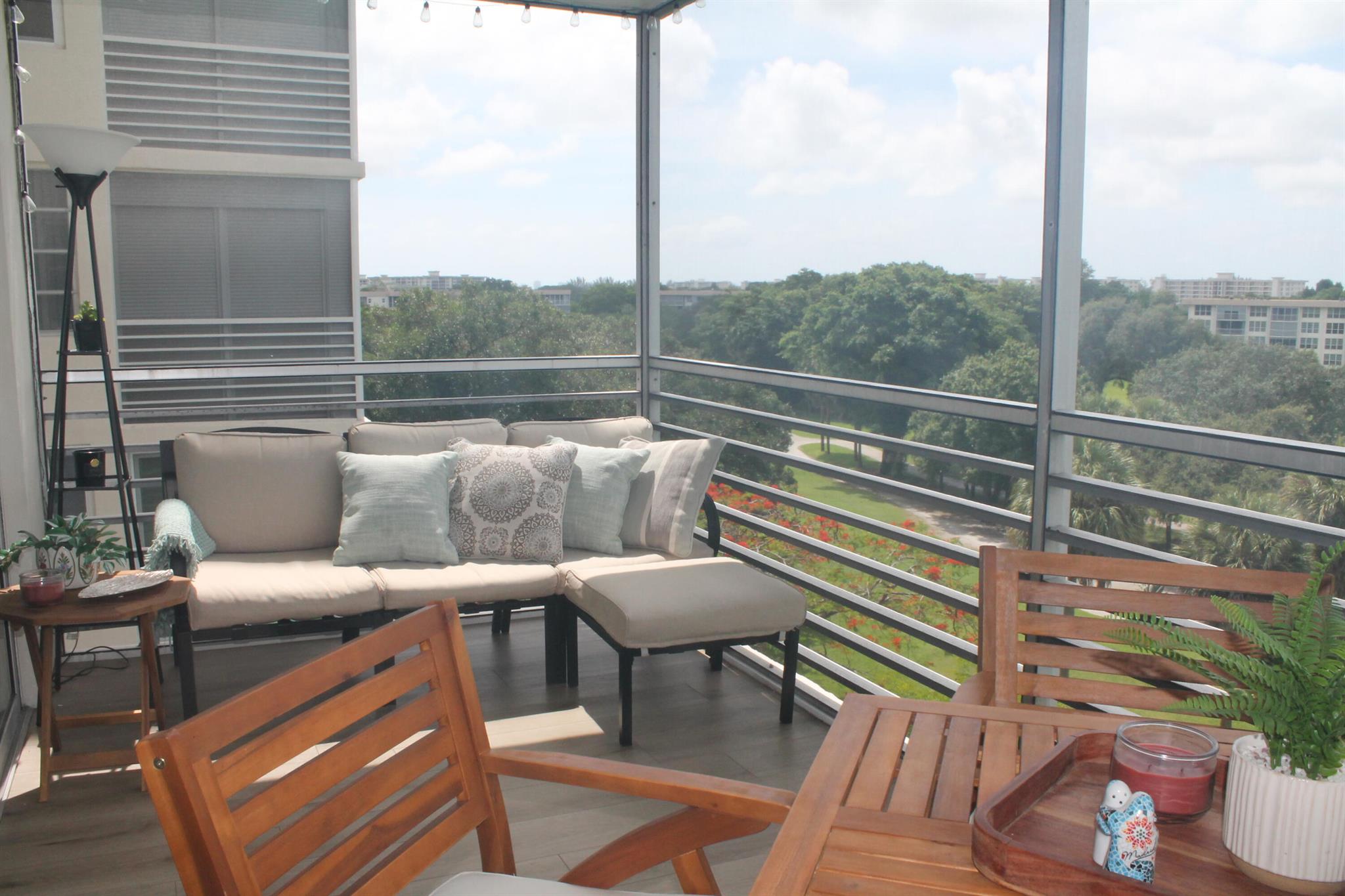 NO 113 PALM AIRE COUNTRY - Residential Lease