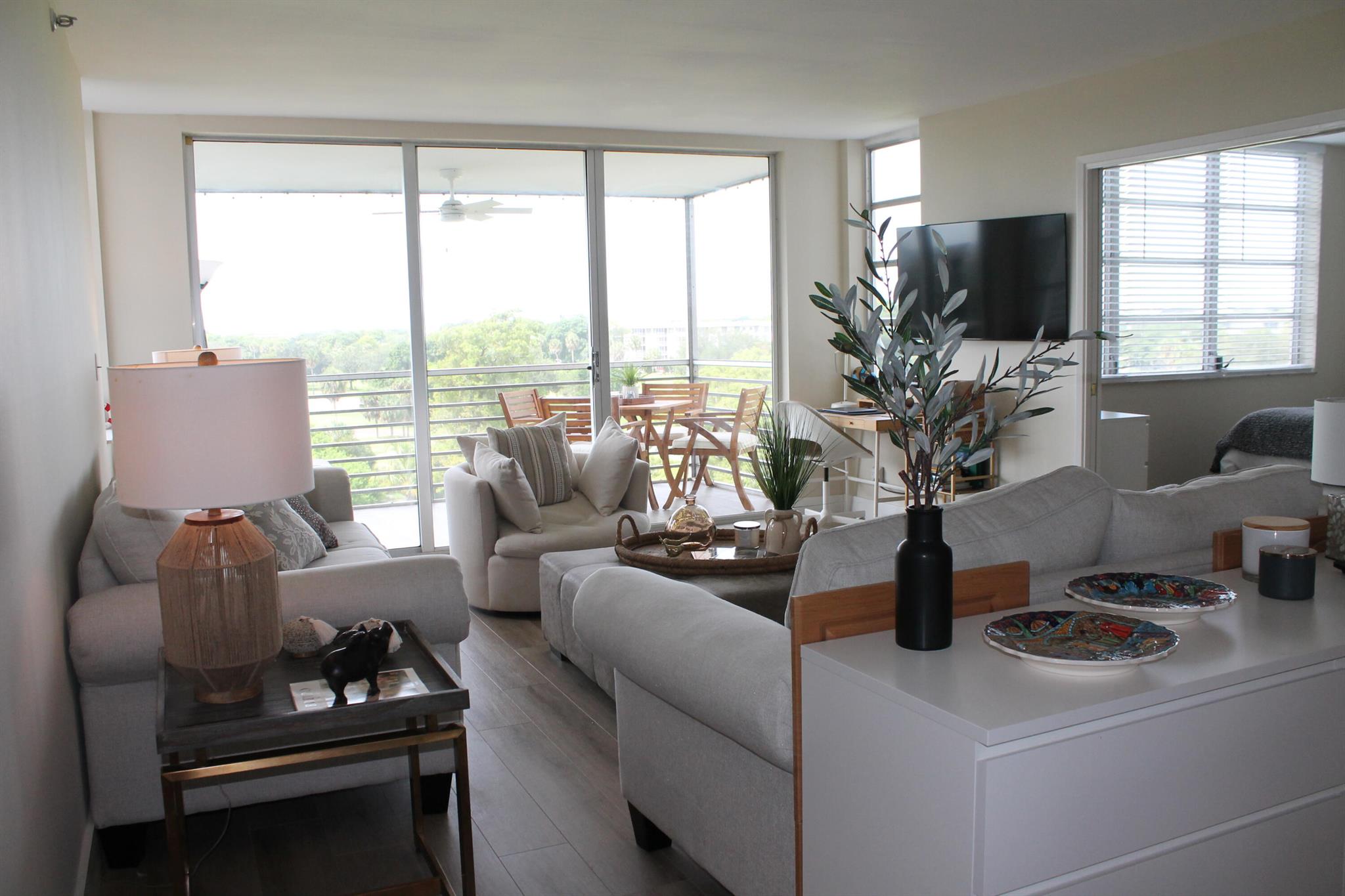 NO 113 PALM AIRE COUNTRY - Residential Lease