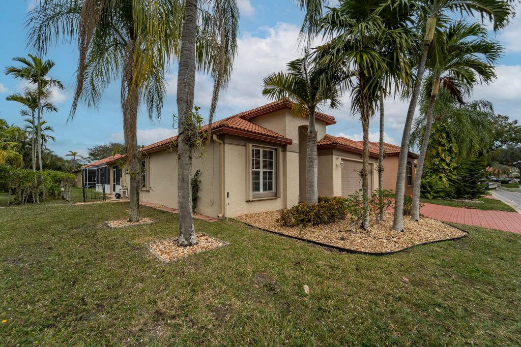 Photo of 5144 Elpine Way, Riviera Beach, FL 33418 (MLS # R10949276)