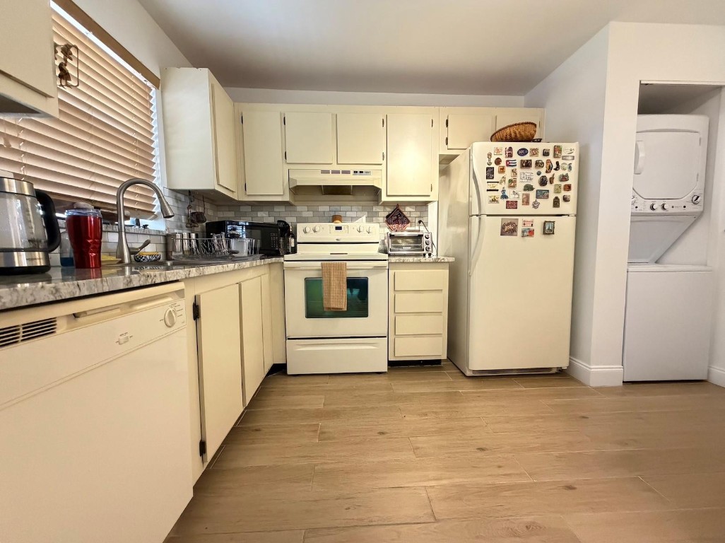 Sunrise Lakes Phase 4 - Residential