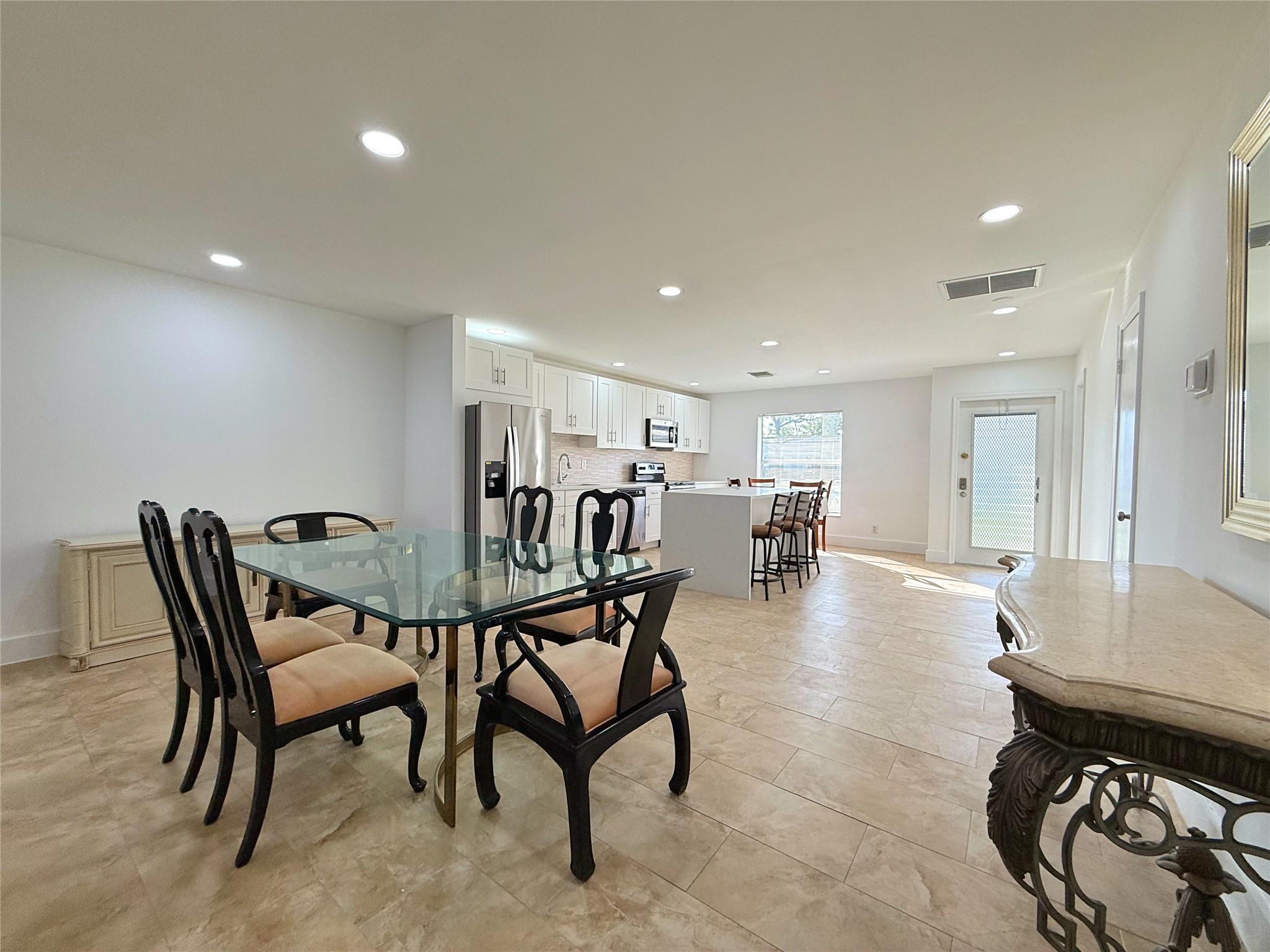 Bridgeview Condo - Residential Lease