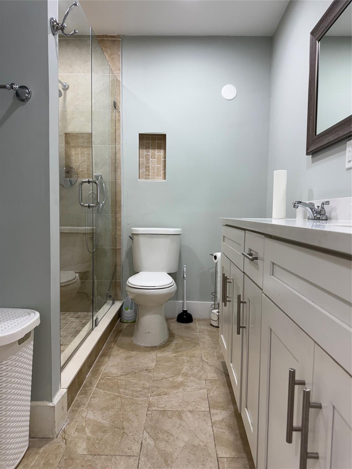 Bridgeview Condo - Residential Lease