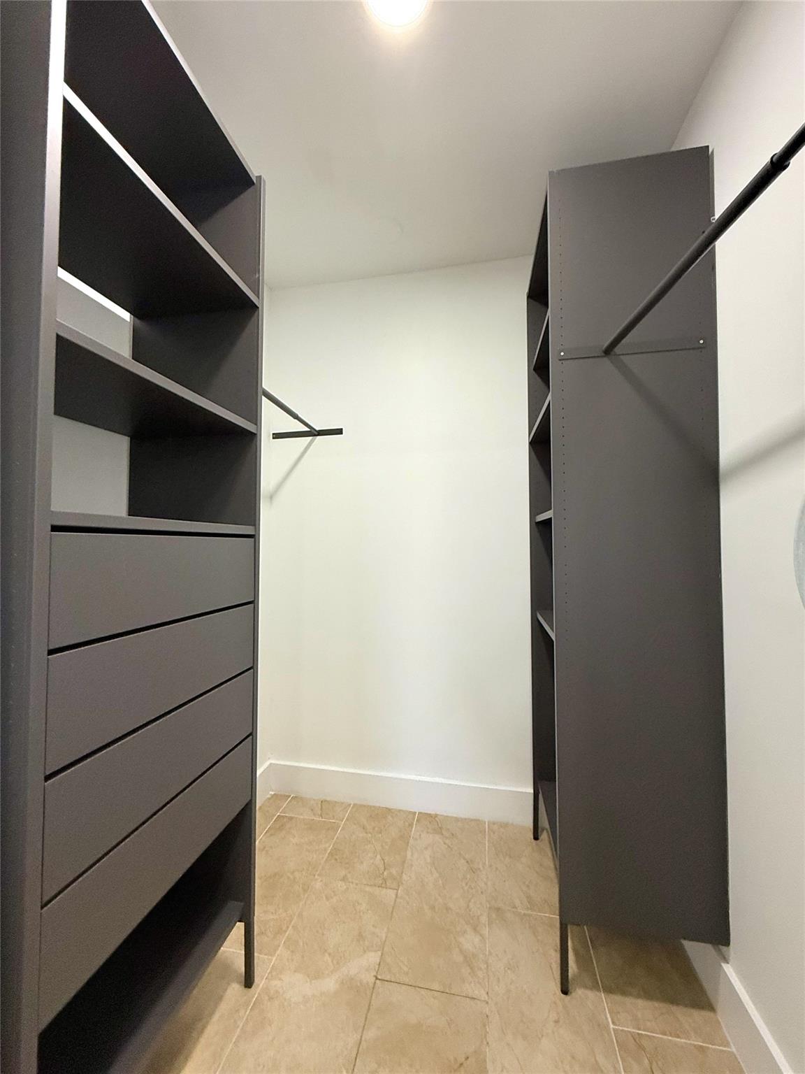 Bridgeview Condo - Residential Lease