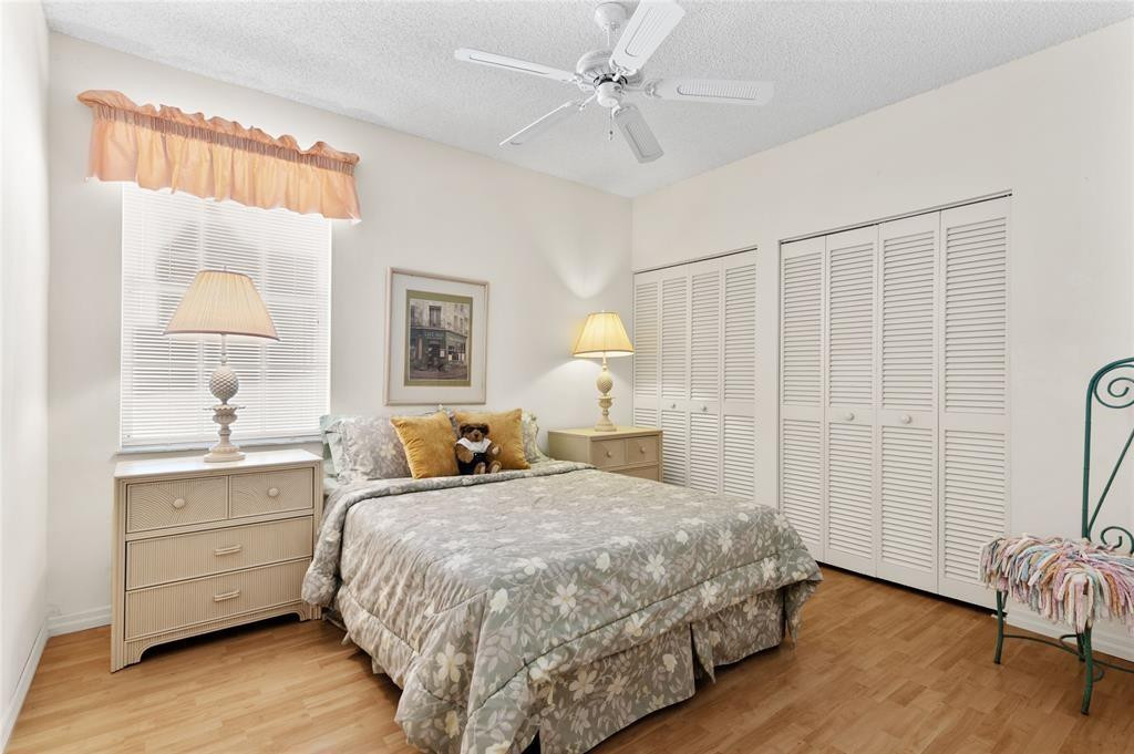 SOUTHAMPTON - Residential Lease