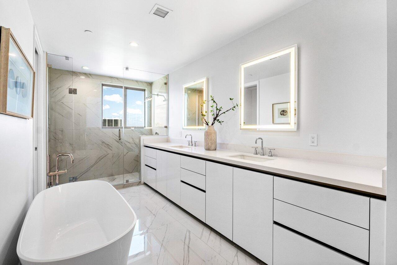 ROYAL PALM RESIDENCES CON - Residential