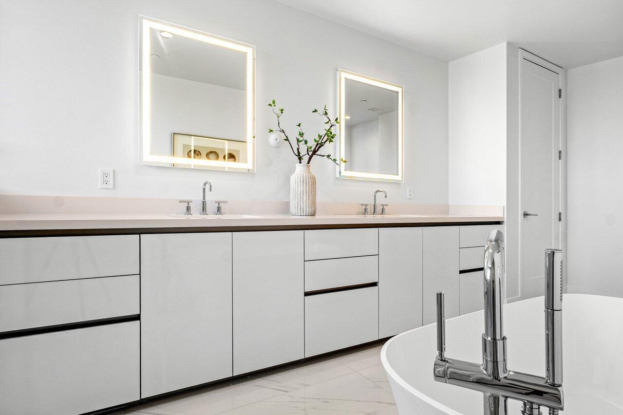 ROYAL PALM RESIDENCES CON - Residential