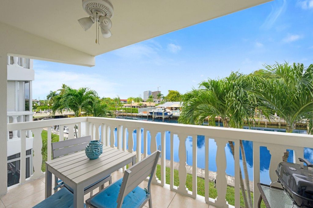 Photo of 470 Paradise Isle Boulevard #206, Hallandale Beach, FL 33009 (MLS # F10549413)