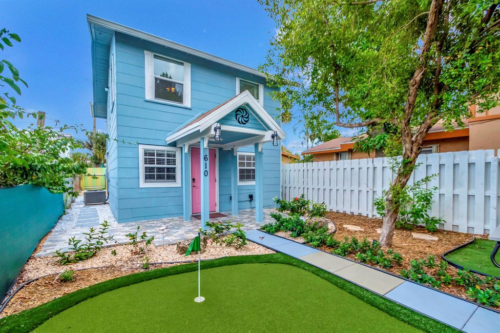 Photo of 610 N K Street, Lake Worth Beach, FL 33460 (MLS # R11082041)