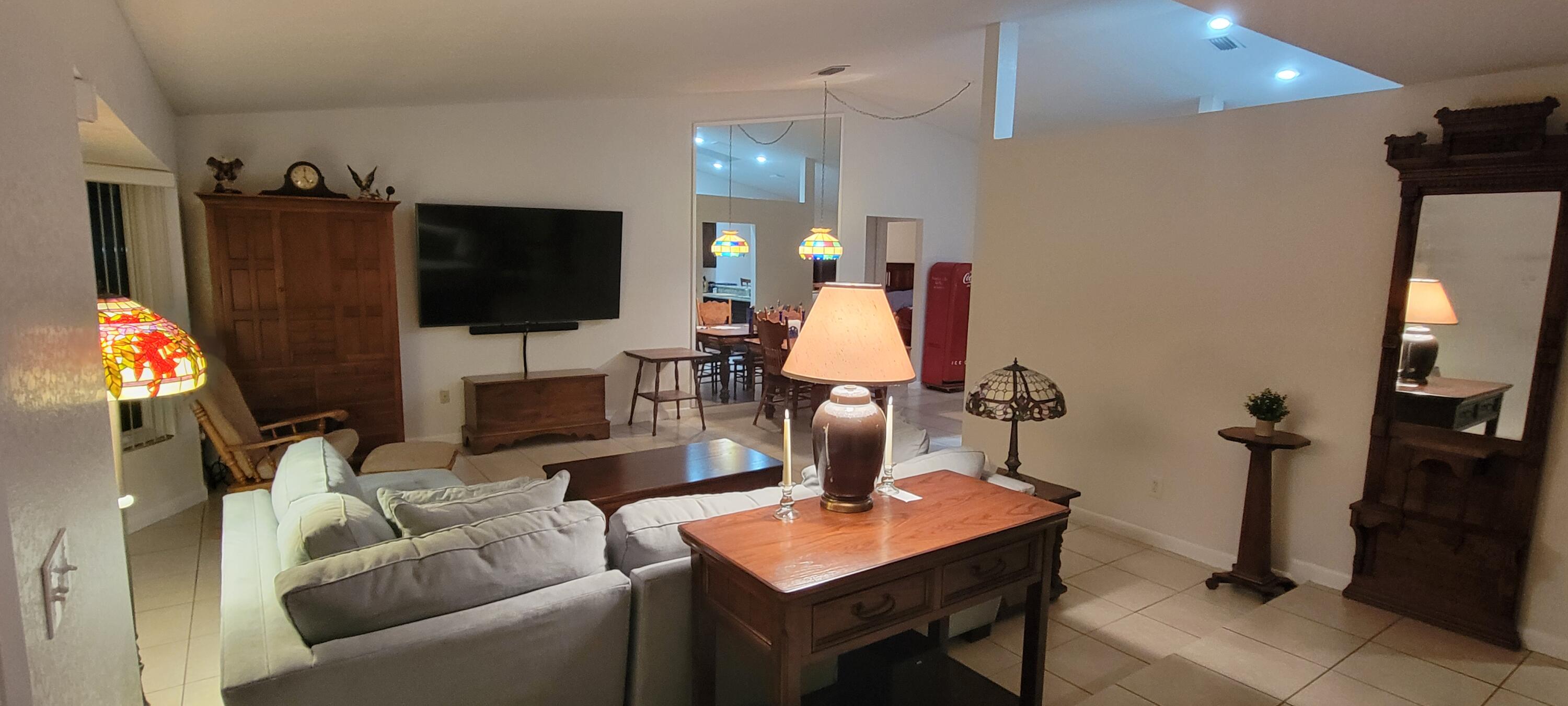 PORT ST LUCIE SECTION 2 - Residential