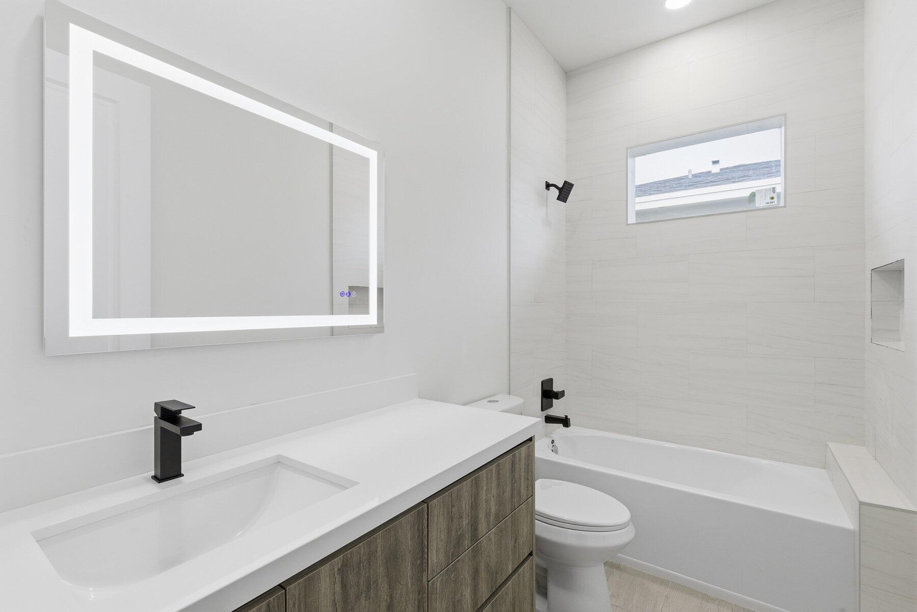 FLORAL PARK - Residential