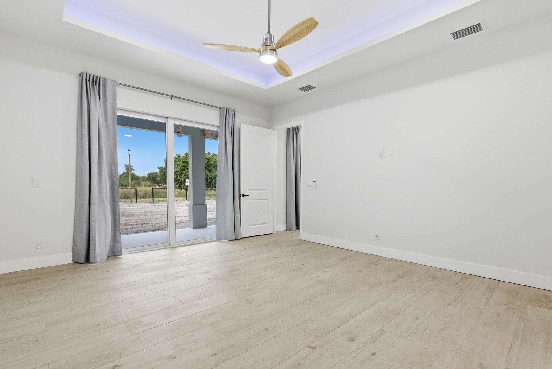 FLORAL PARK - Residential