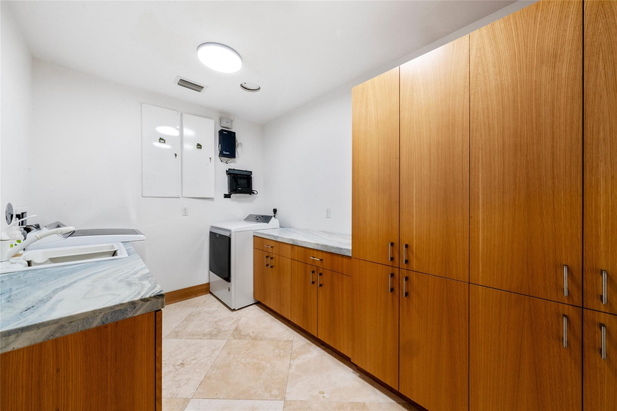 Las Olas By The Sea Ext 3 - Residential