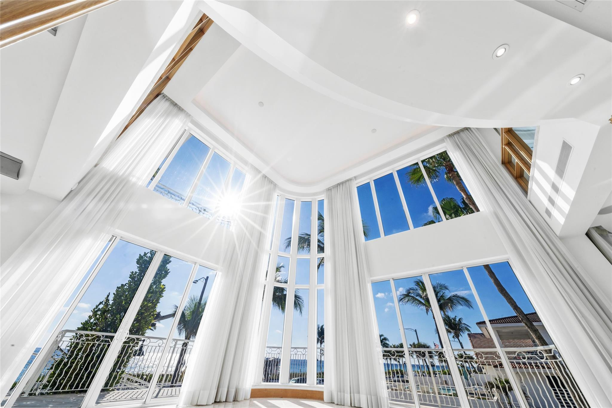 Las Olas By The Sea Ext 3 - Residential