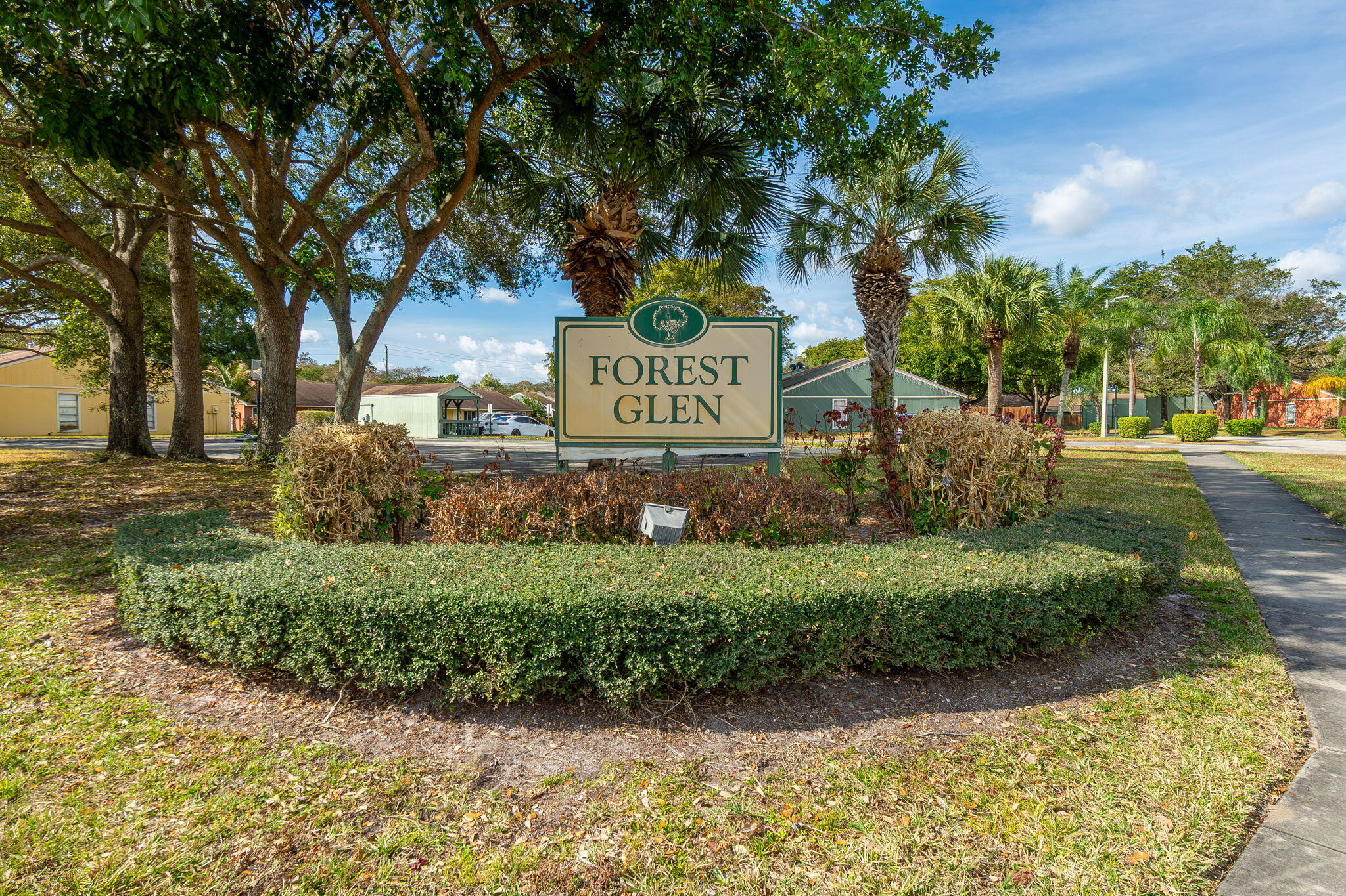 FOREST GLEN - Residential