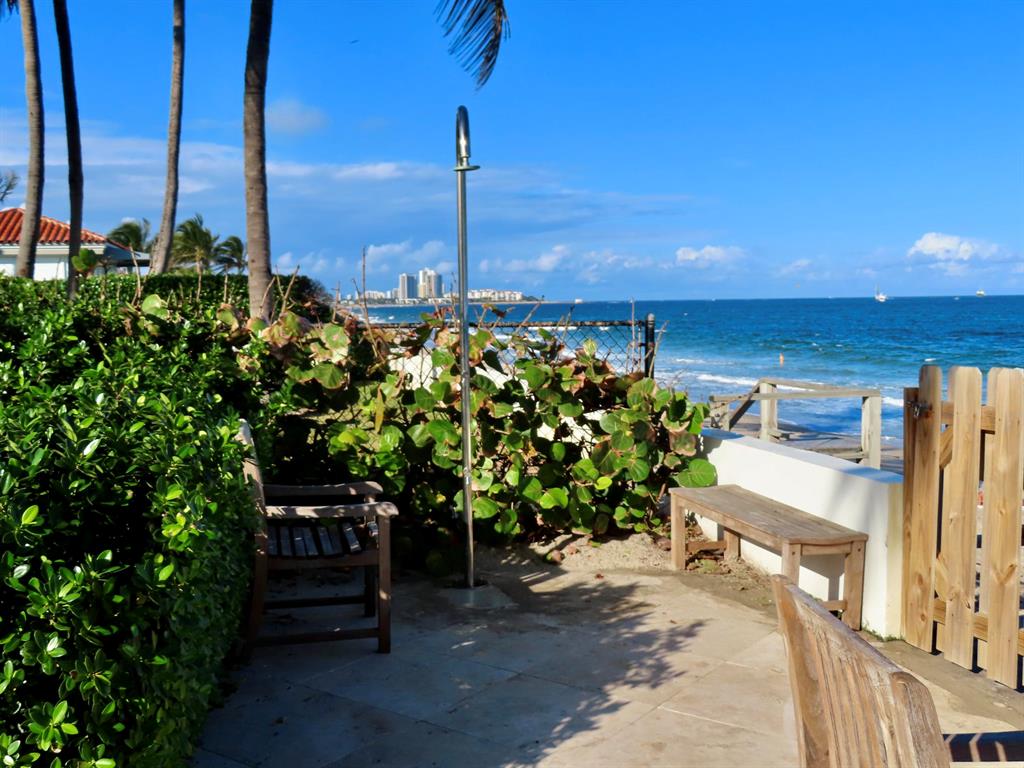 EL ENCANTO 2 - Residential