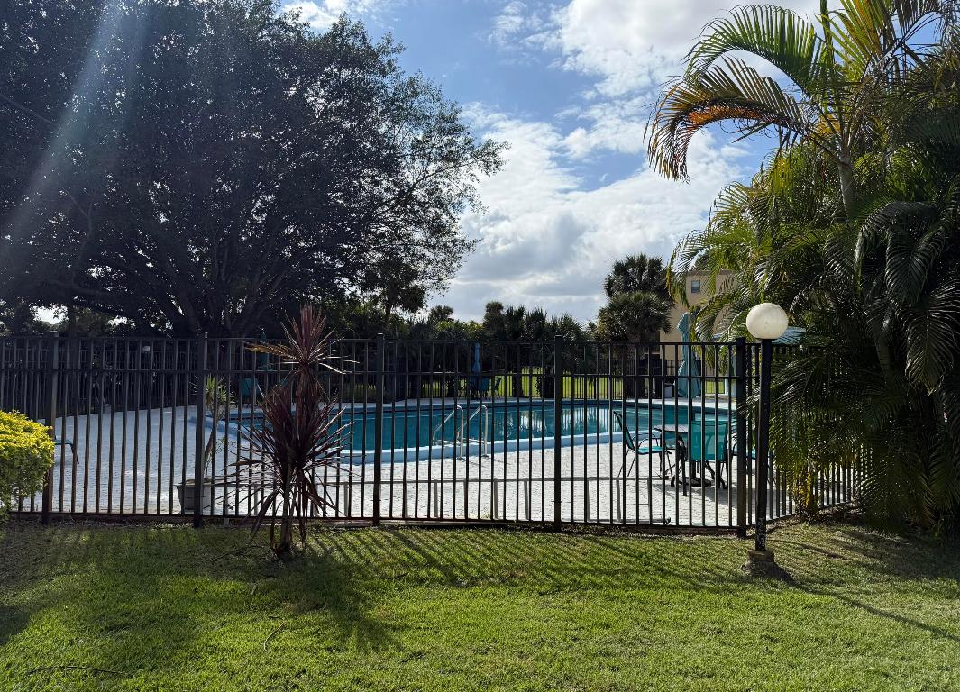 ISLE OF SANDALFOOT CONDO - Residential