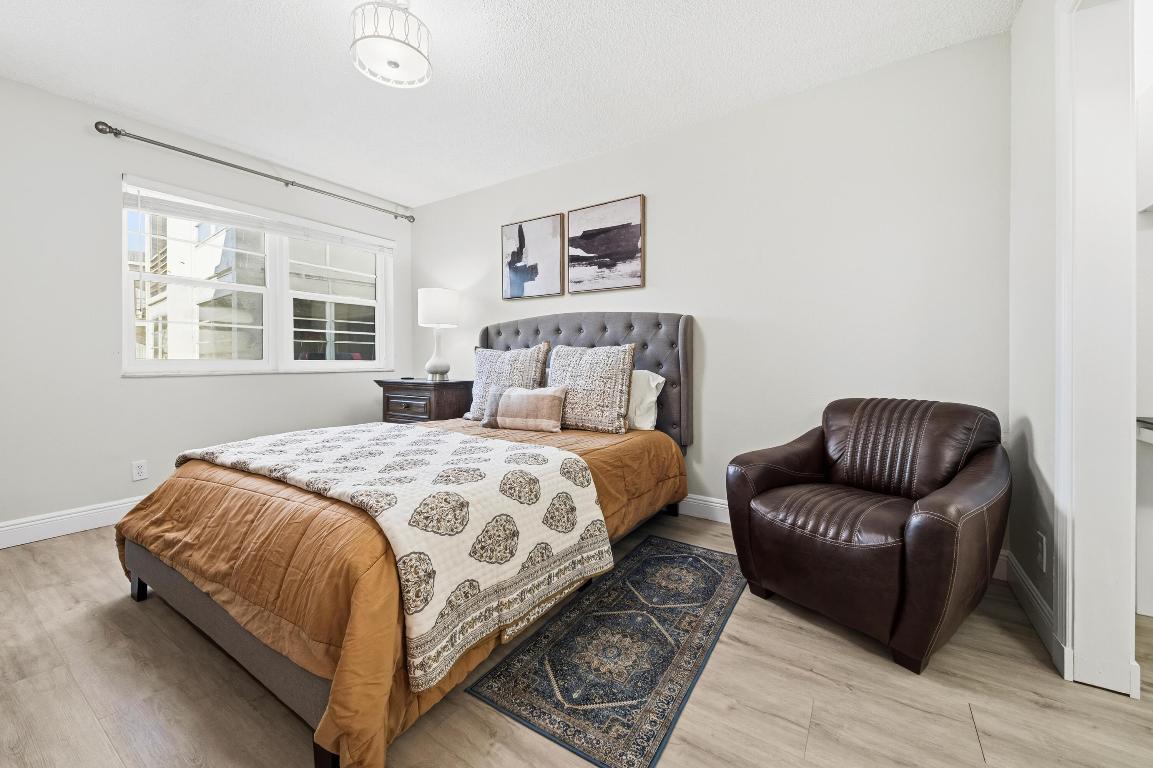 ISLE OF SANDALFOOT CONDO - Residential