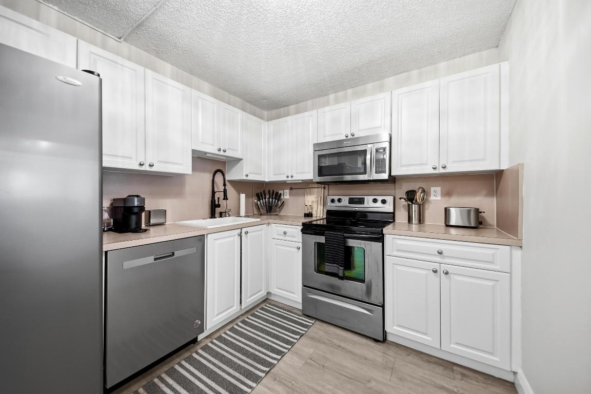 ISLE OF SANDALFOOT CONDO - Residential