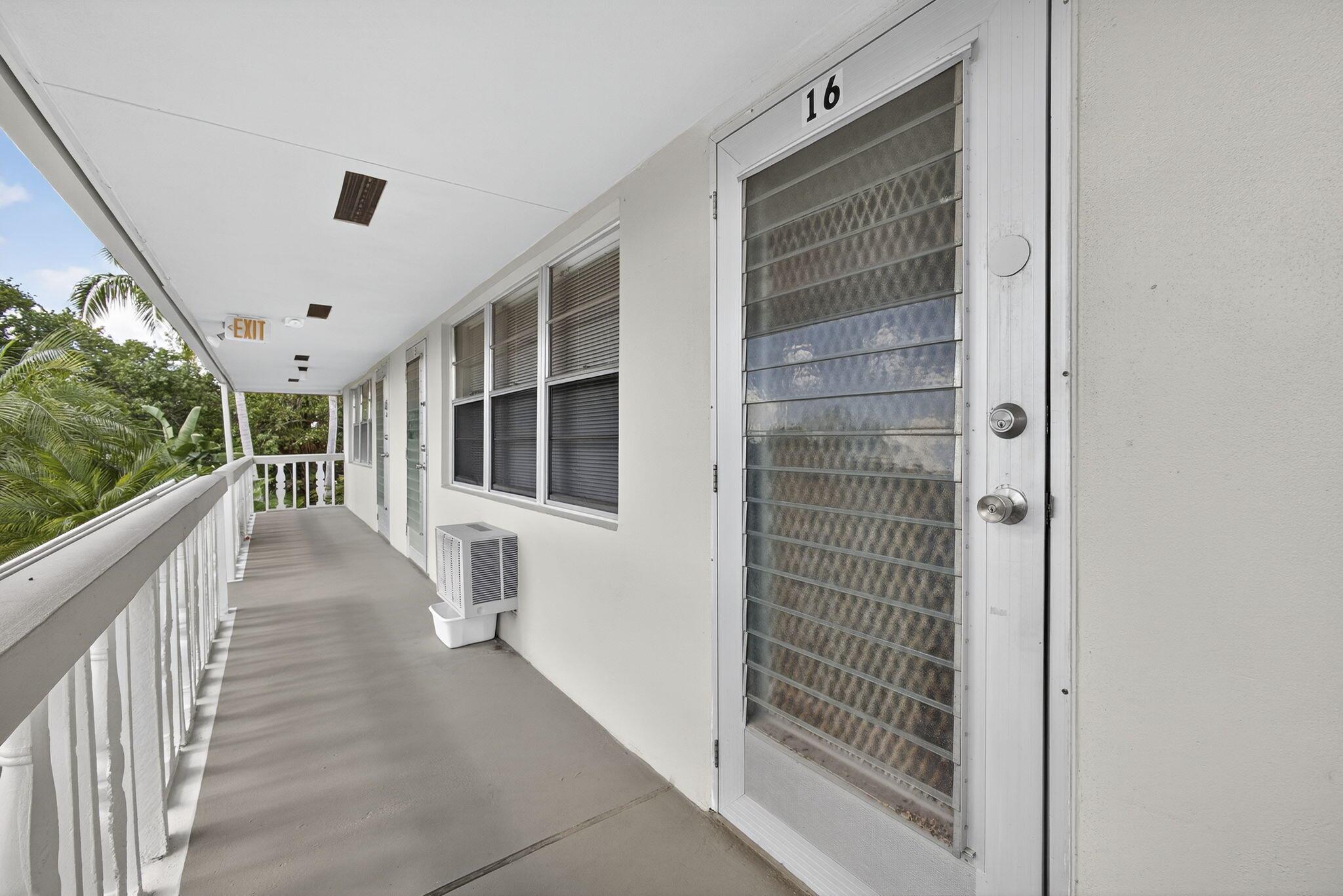 SUSSEX CONDO - Residential Lease