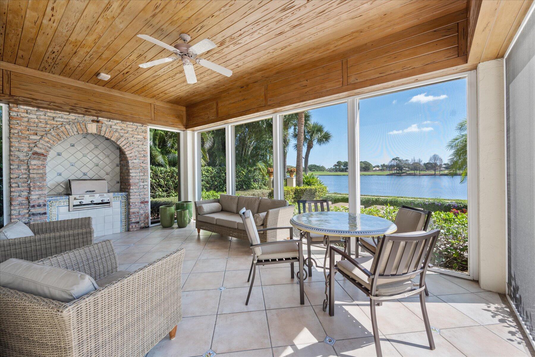 LOXAHATCHEE CLUB AT MAPLE - Residential