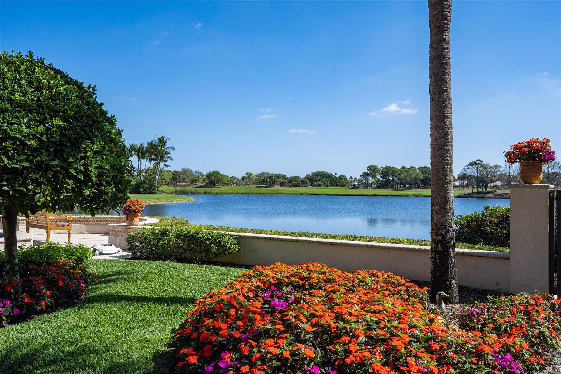 LOXAHATCHEE CLUB AT MAPLE - Residential