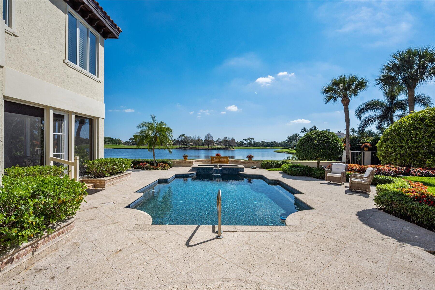 LOXAHATCHEE CLUB AT MAPLE - Residential