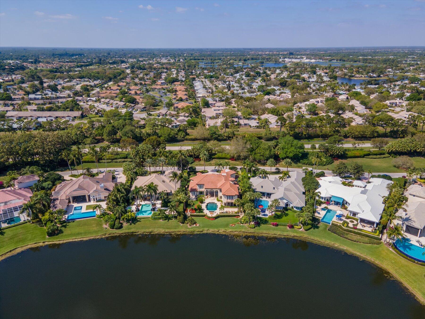 LOXAHATCHEE CLUB AT MAPLE - Residential