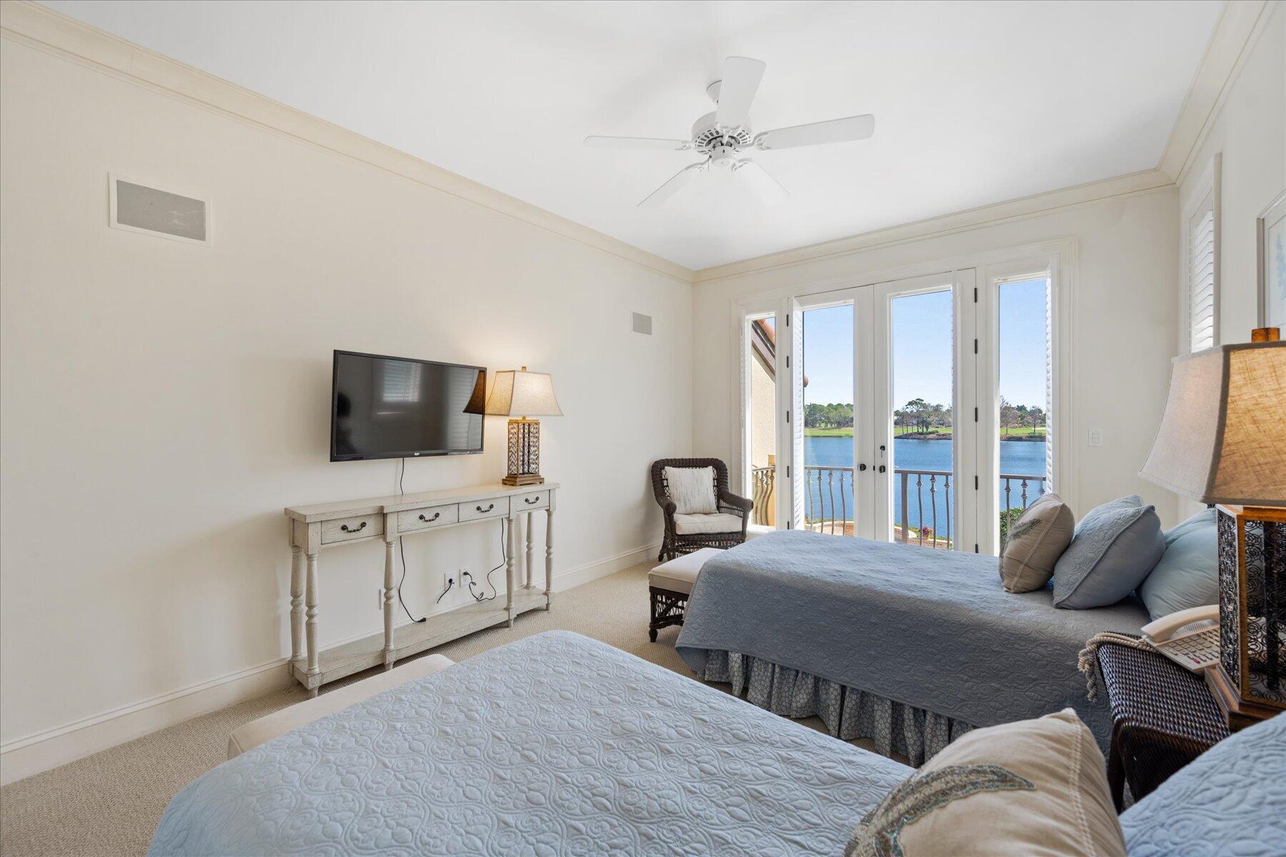 LOXAHATCHEE CLUB AT MAPLE - Residential