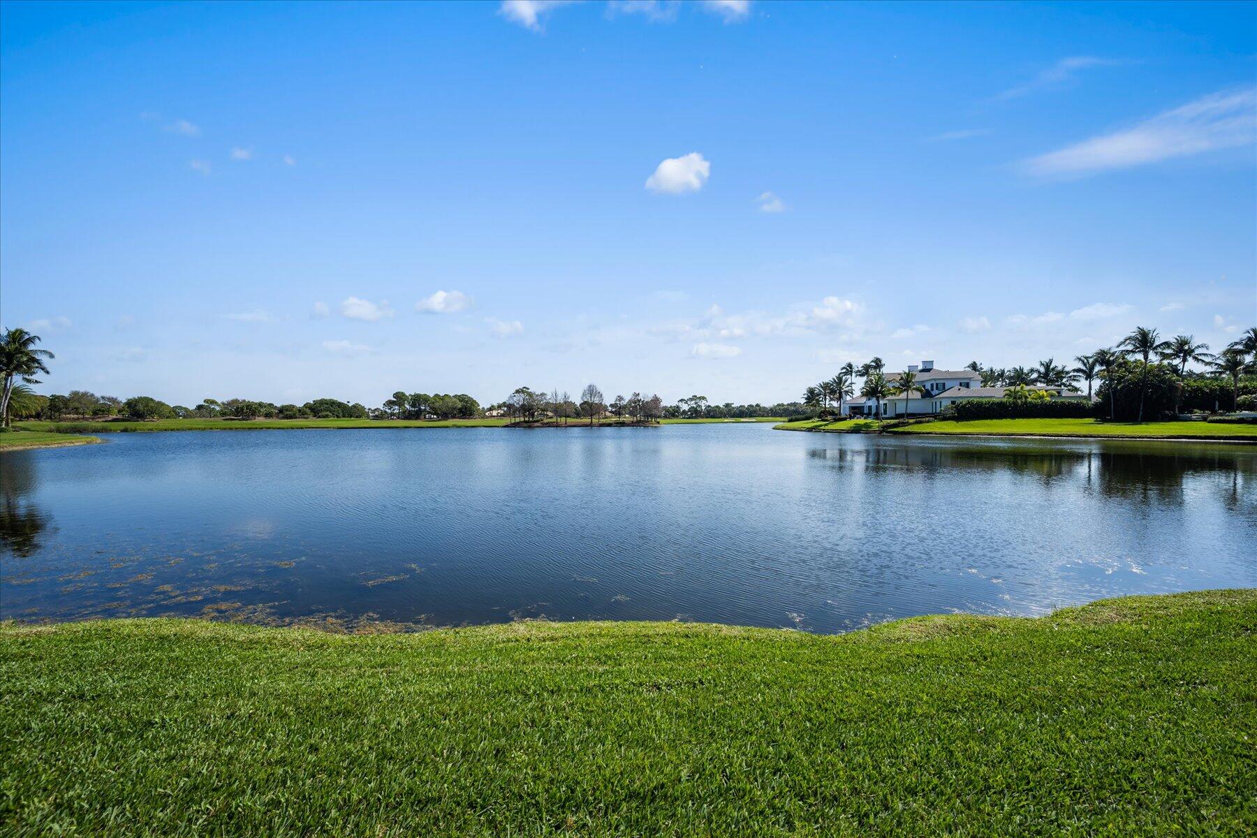 LOXAHATCHEE CLUB AT MAPLE - Residential