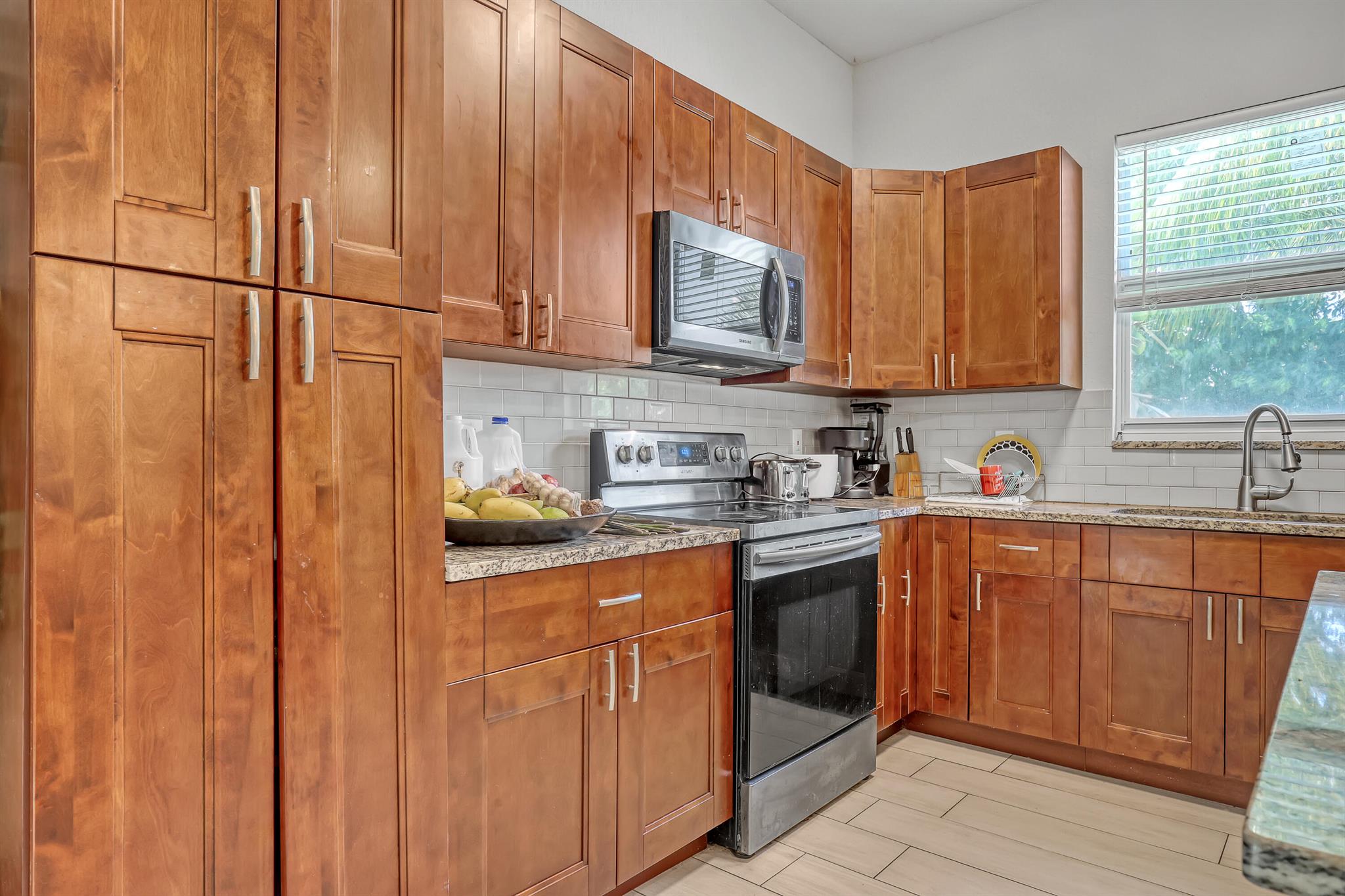 MEEKS AND ANDREWS ADD - Residential