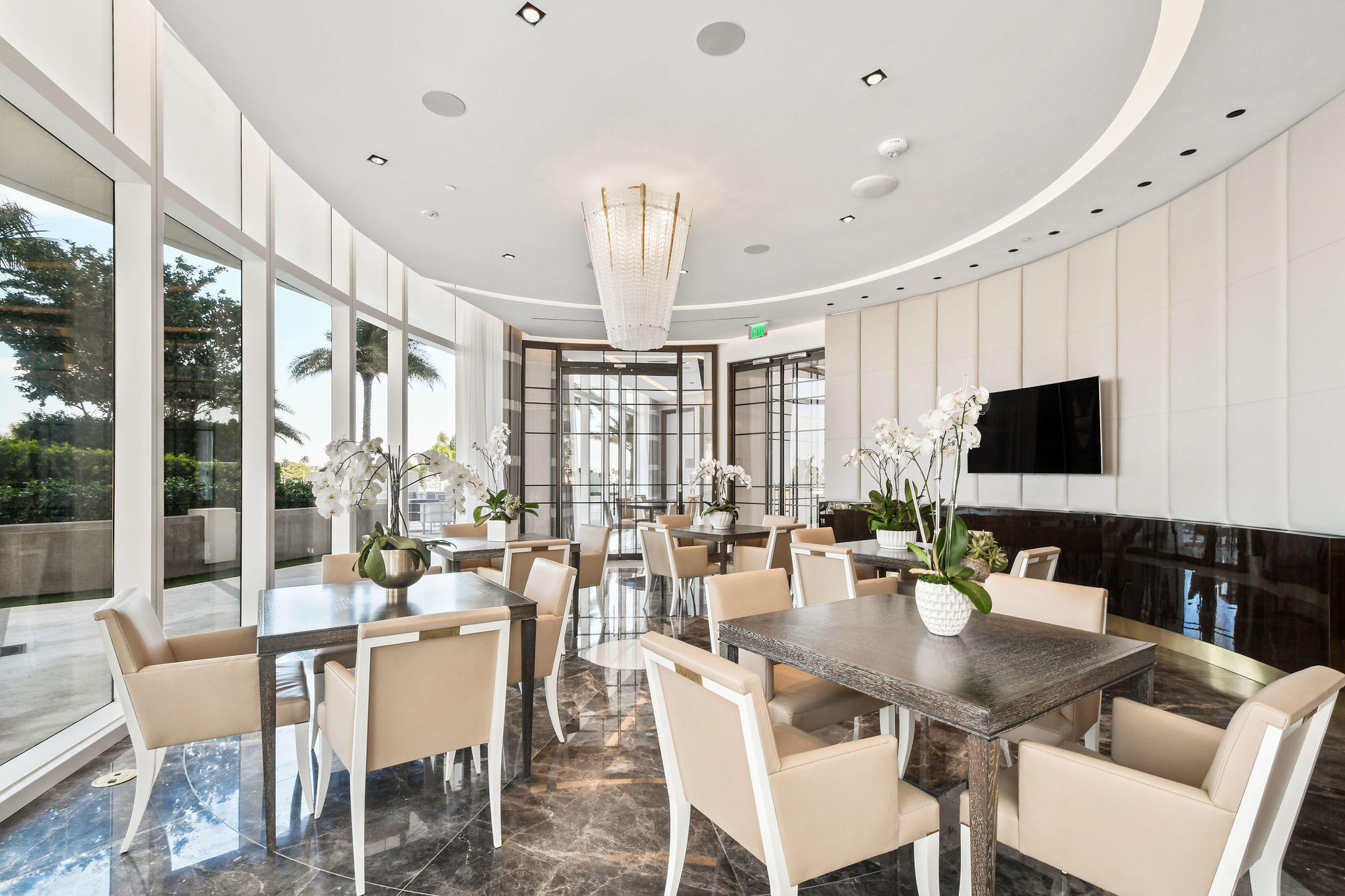 BRISTOL CONDO - Residential