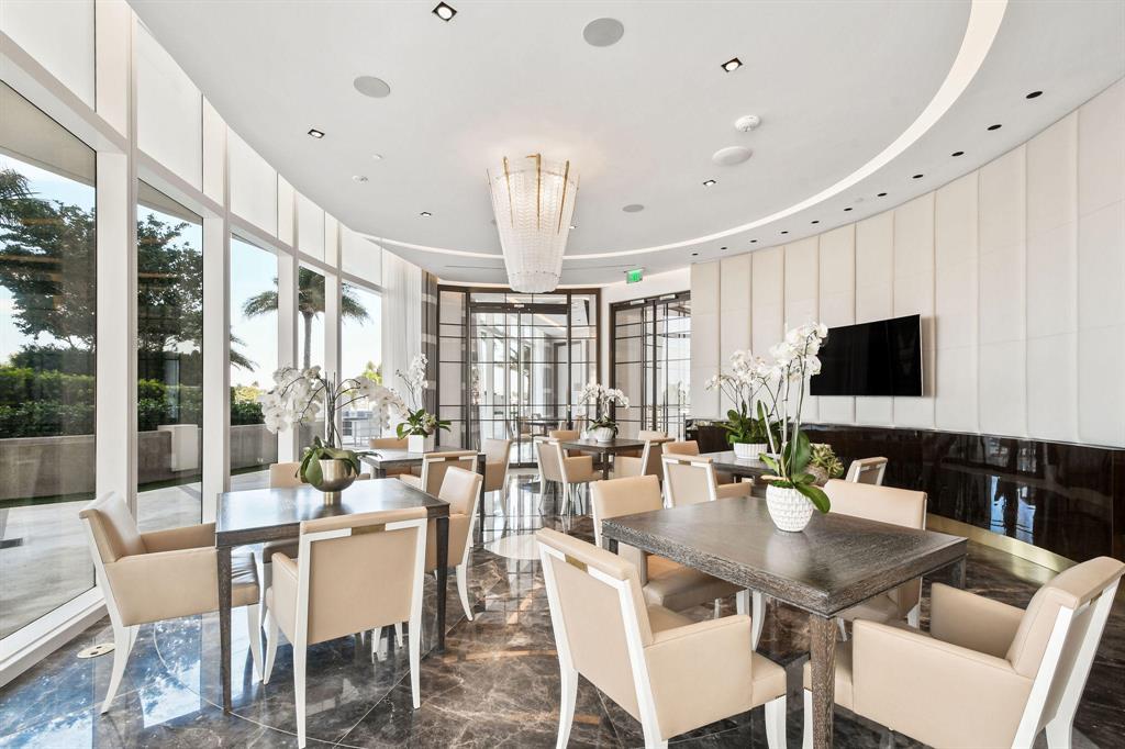 BRISTOL CONDO - Residential