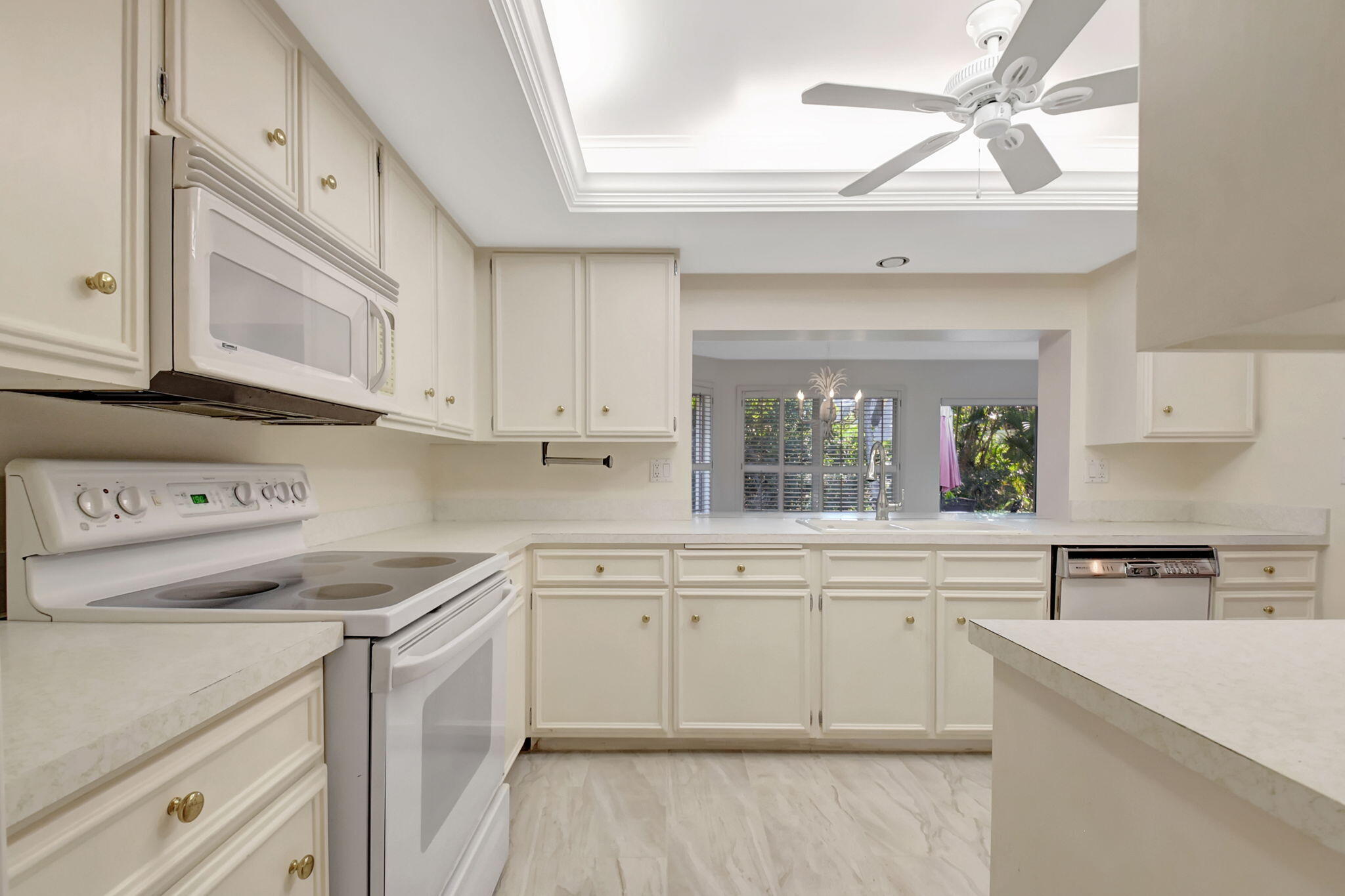 PINE VILLAS 9 - Residential