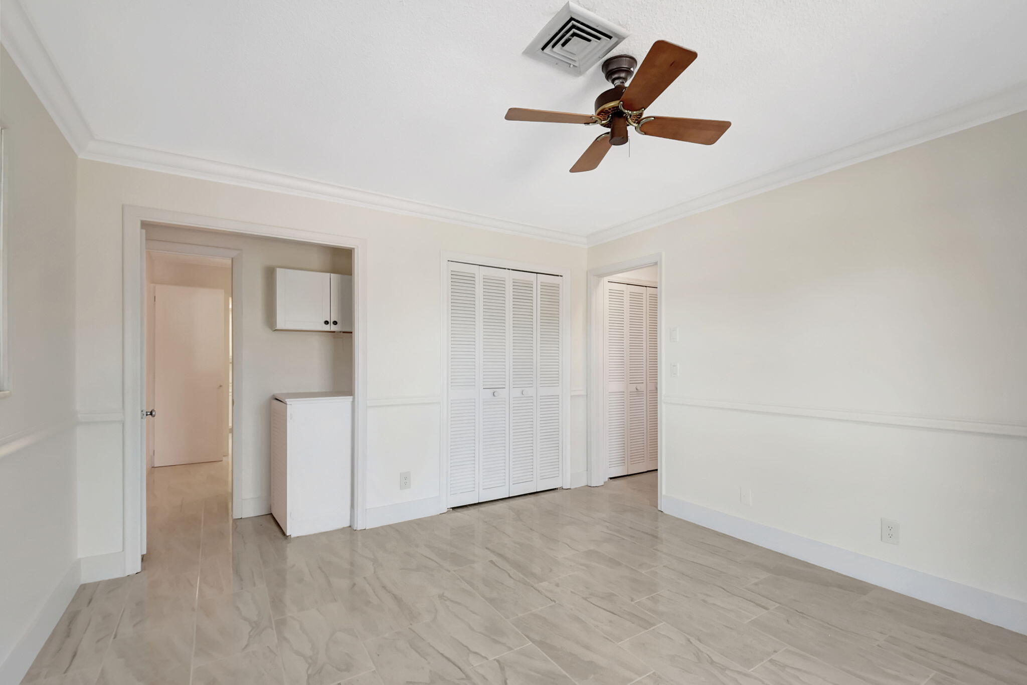 PINE VILLAS 9 - Residential