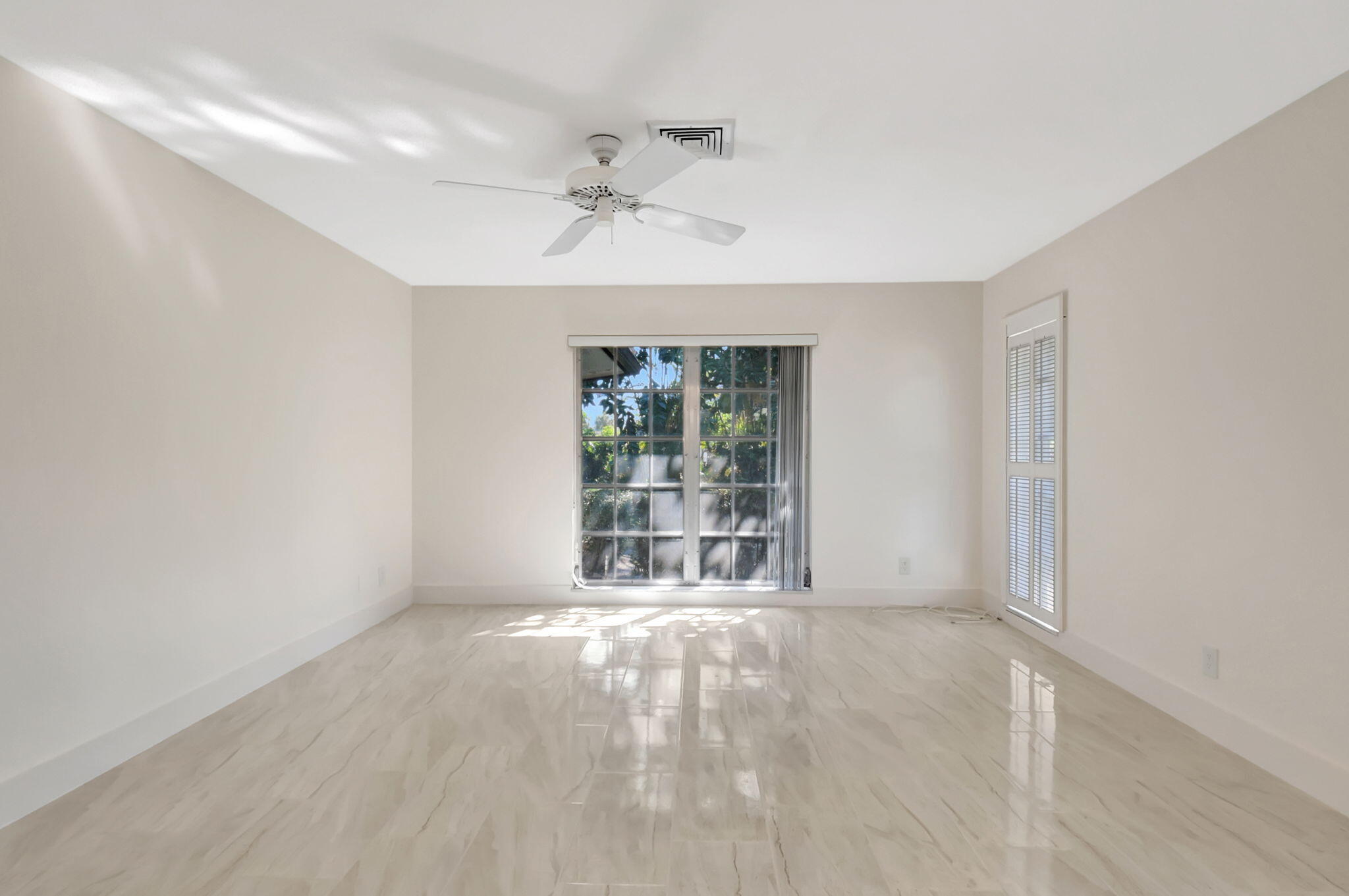 PINE VILLAS 9 - Residential