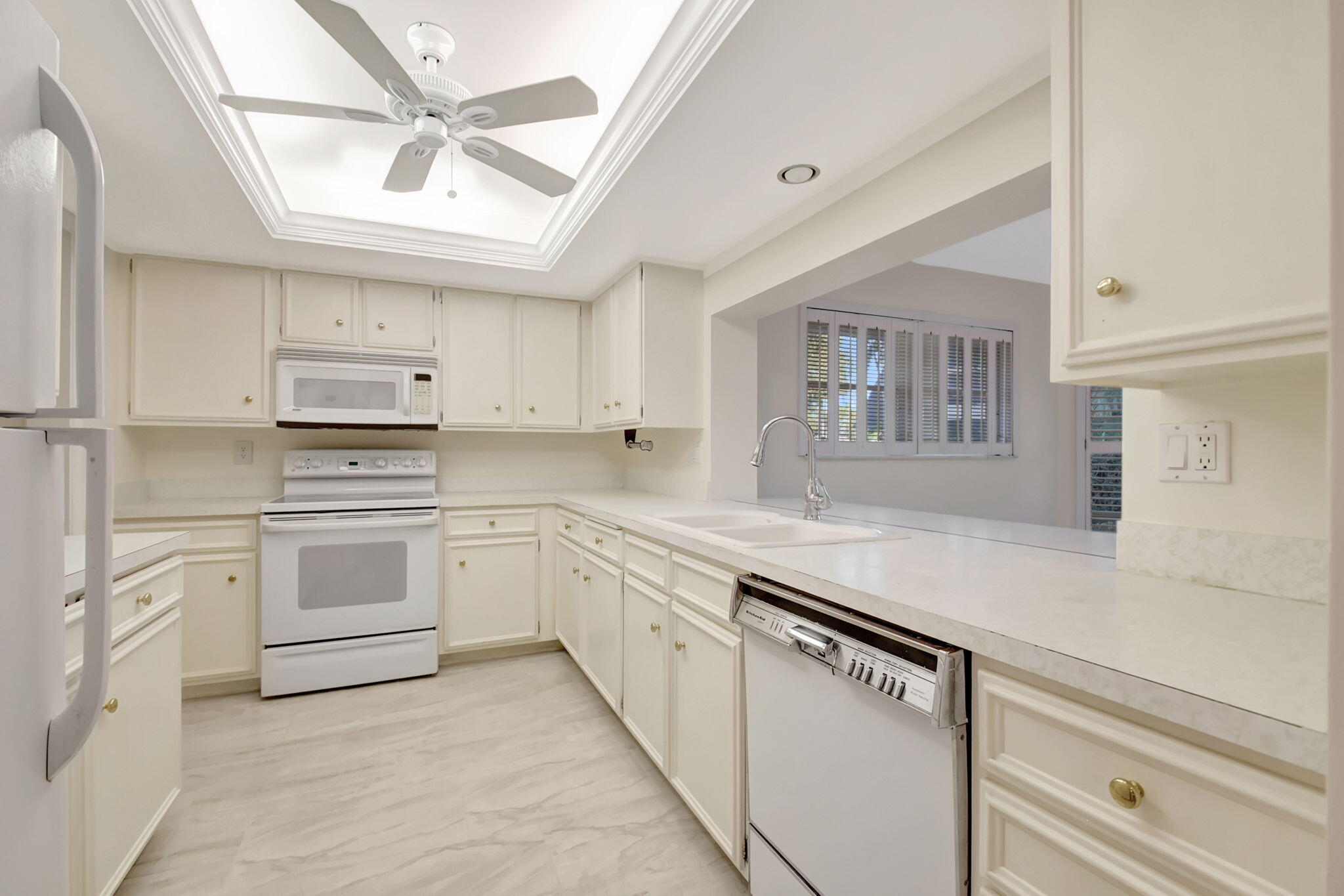 PINE VILLAS 9 - Residential