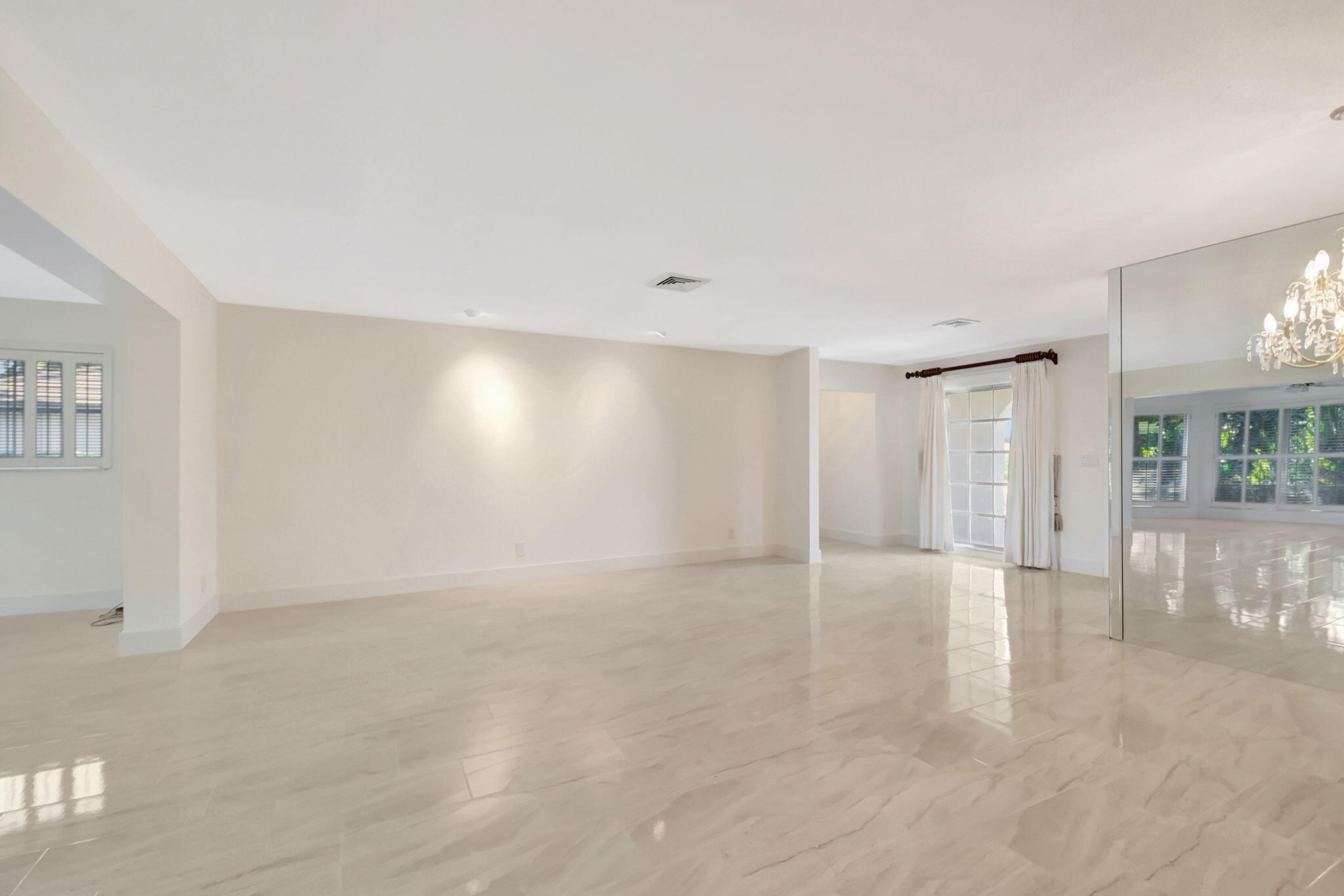 PINE VILLAS 9 - Residential