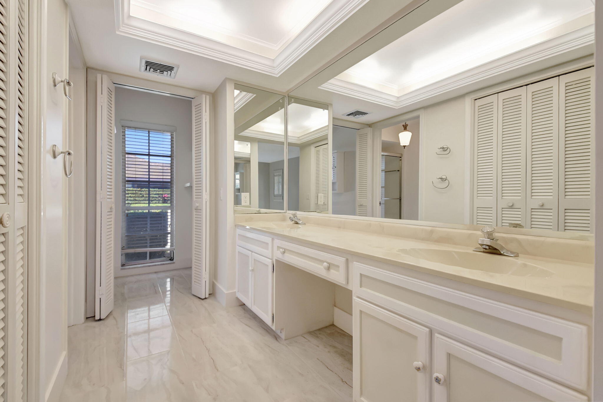 PINE VILLAS 9 - Residential