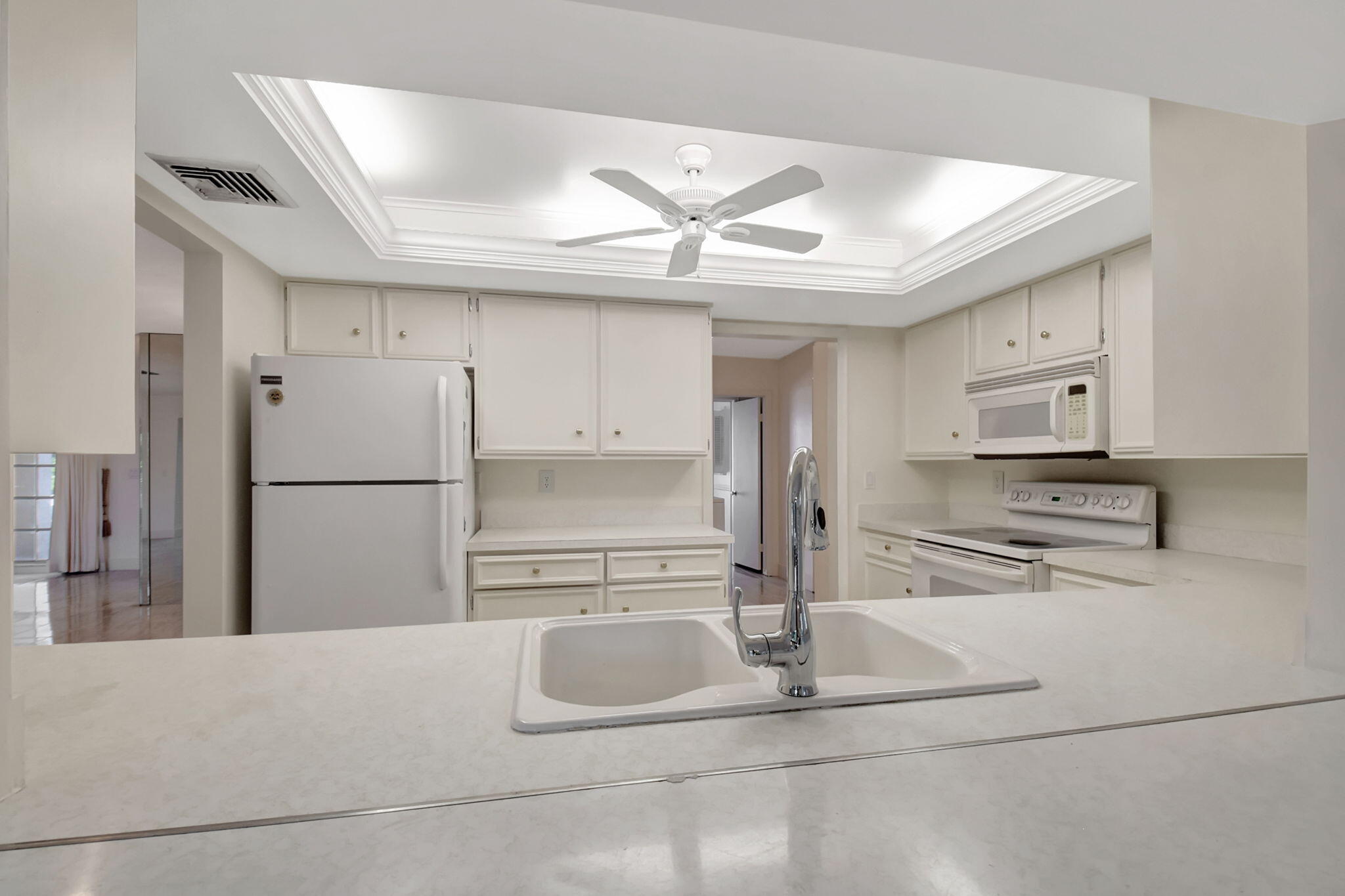 PINE VILLAS 9 - Residential