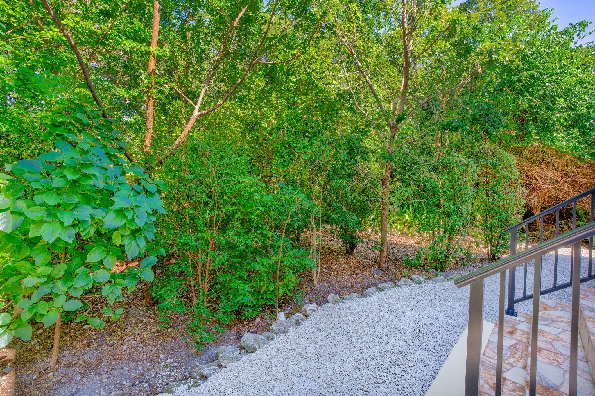 KEY LARGO BEACH - Residential