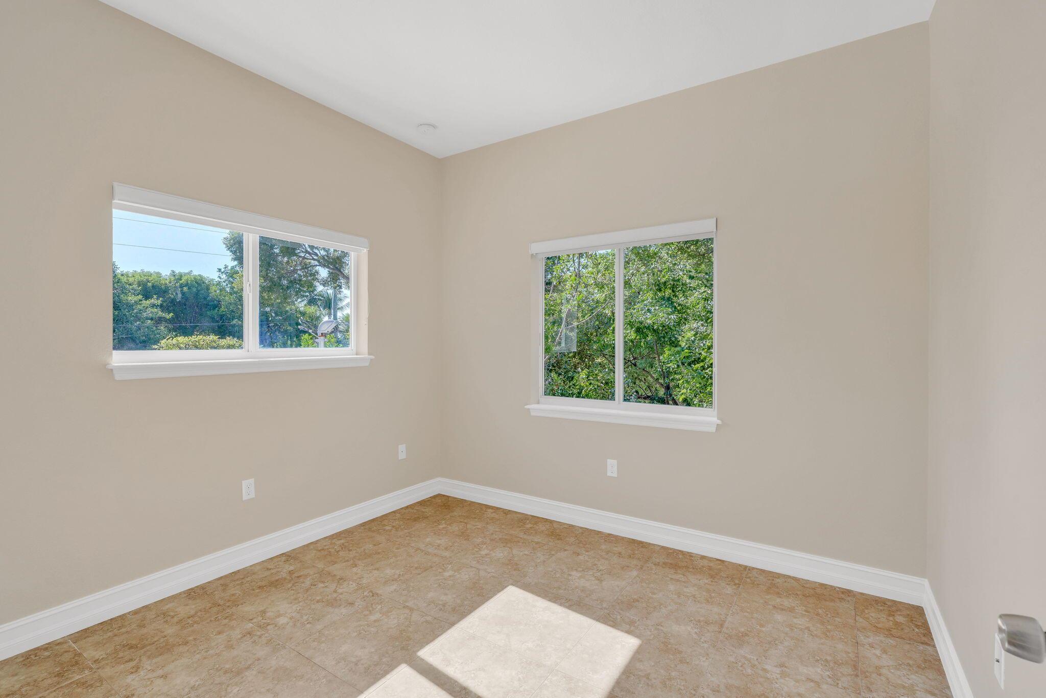 KEY LARGO BEACH - Residential