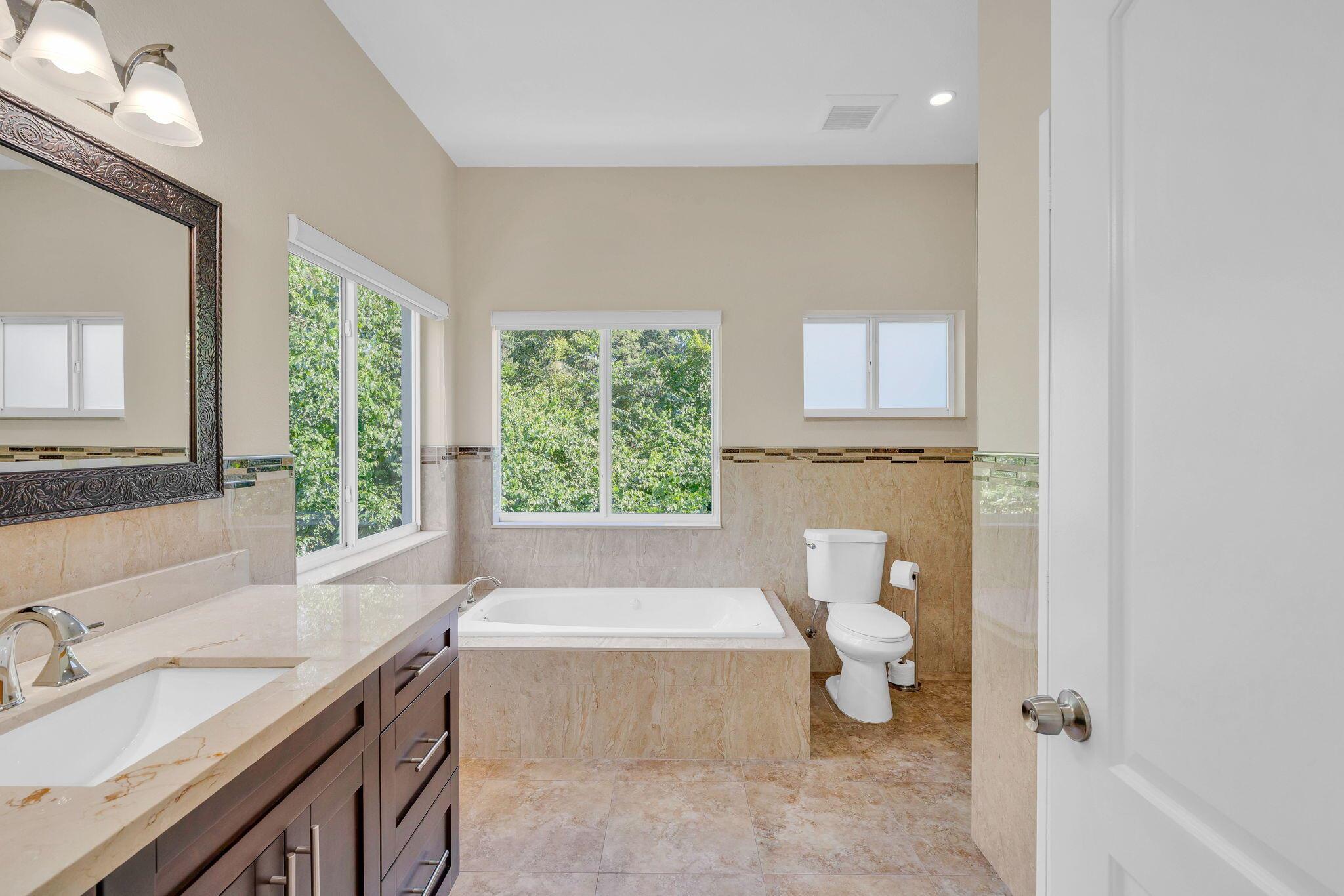 KEY LARGO BEACH - Residential