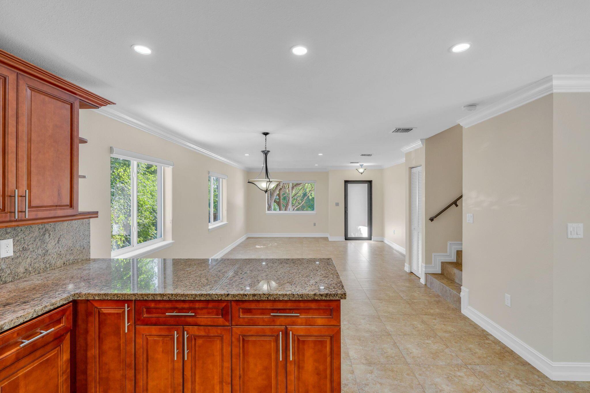 KEY LARGO BEACH - Residential