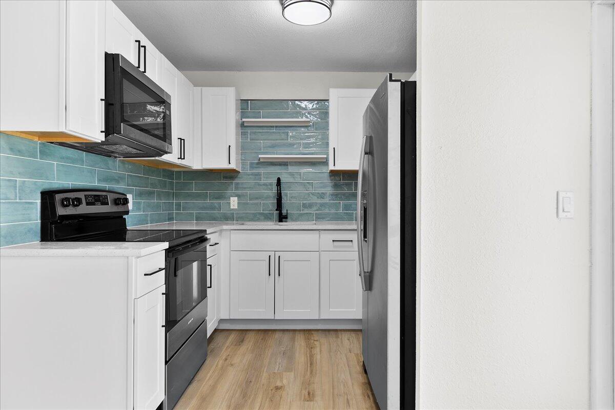 7493 4th Terrace