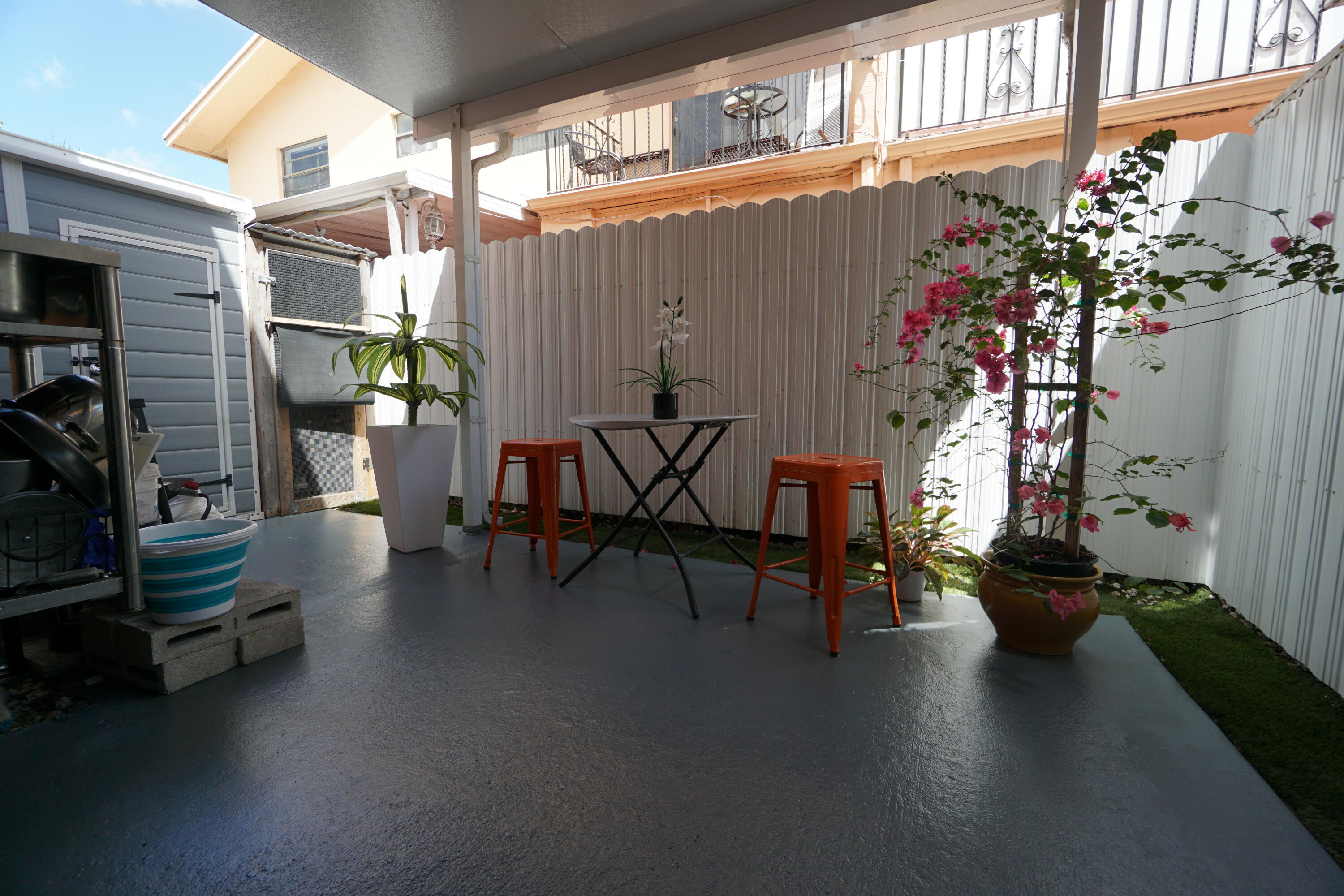 HIALEAH CLUB CONDO - Residential