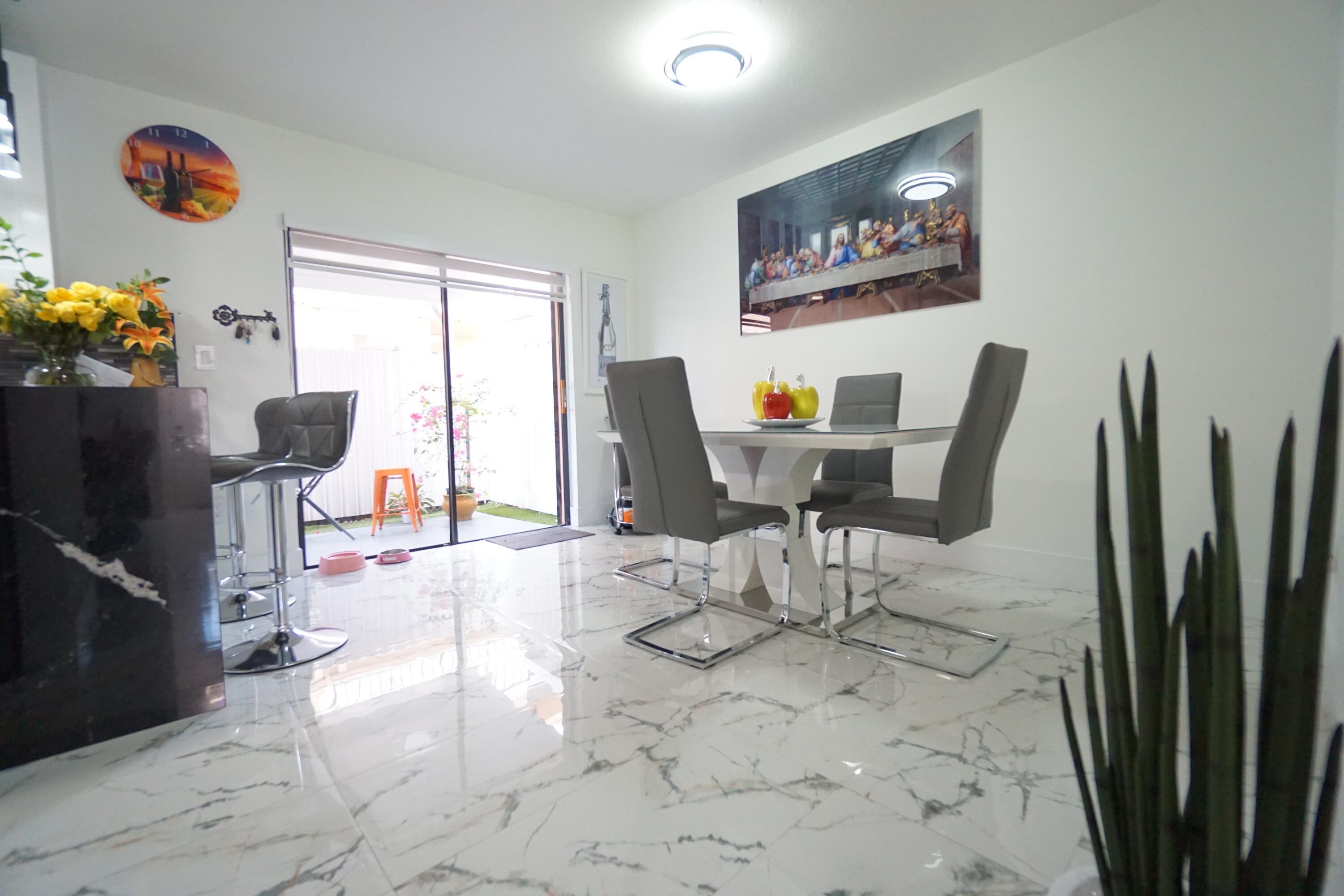 HIALEAH CLUB CONDO - Residential